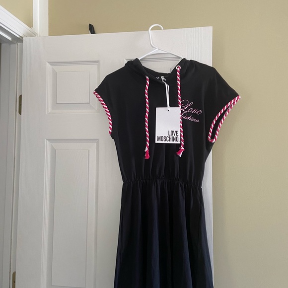 LOVE MOSCHINO DRESS WITH HOODIE - Picture 6 of 7
